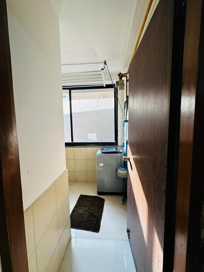River Front Property Ahmedabad Buitenkant foto